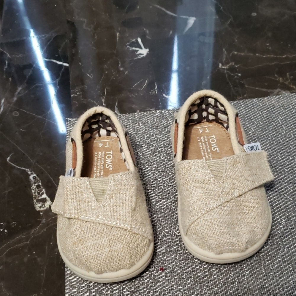 Toms Baby shoes